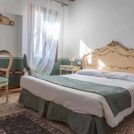 Ca' San Trovaso - 6 ונציה