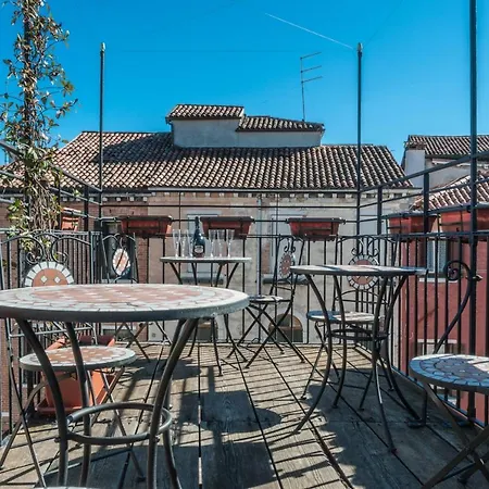 Ca' San Trovaso - 6 Venetië