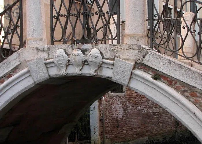 Ca' San Trovaso - 6 3* Venise