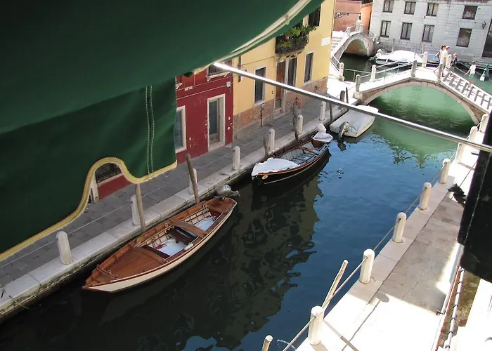 Bed & Breakfast Ca' San Trovaso - 6 Venedig